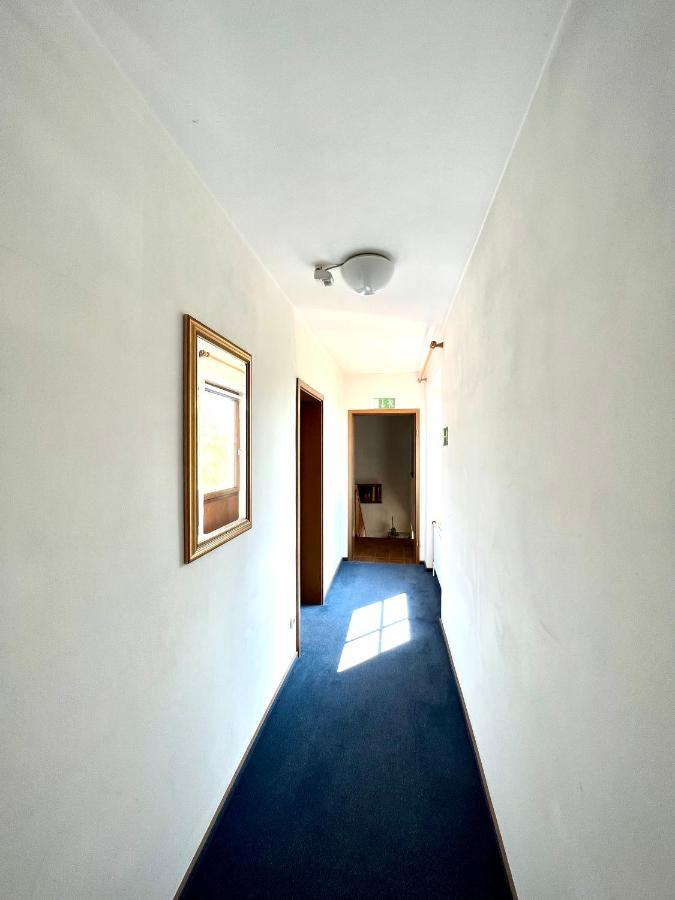 Donauwörth Hotel-Gasthof Deutschmeister מראה חיצוני תמונה
