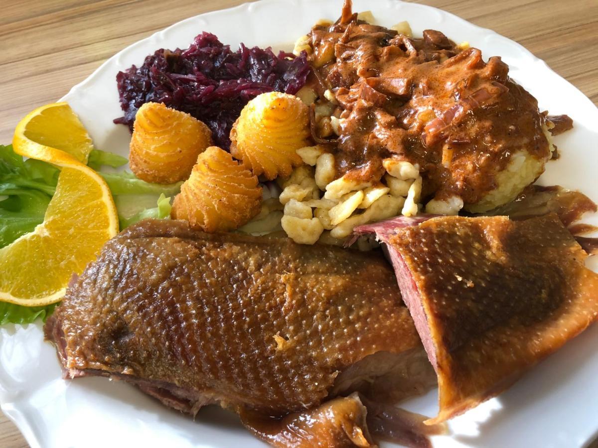 Donauwörth Hotel-Gasthof Deutschmeister מראה חיצוני תמונה